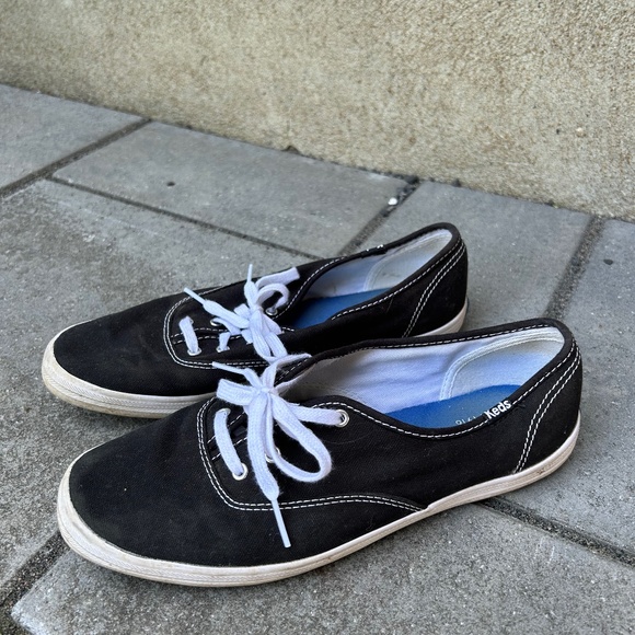 Black Keds 8.5 Women’s - Picture 1 of 4